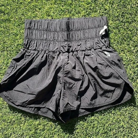 NWT FREE PEOPLE The Way Home Shorts! - Picture 7 of 8